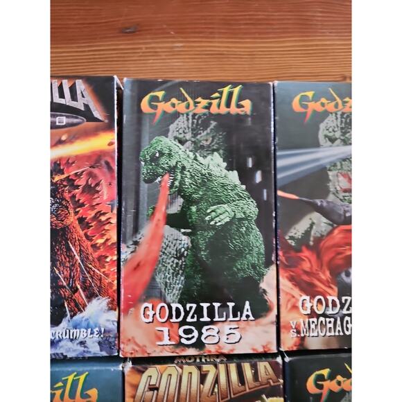 Lot of 7 Godzilla VHS Tapes; 2000, 1985, Mothra, Gidrah, Gigan, Mecha, Son - Picture 3 of 16